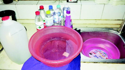 ����ͣ�˃ɻ�ˮ �@����ô�k��